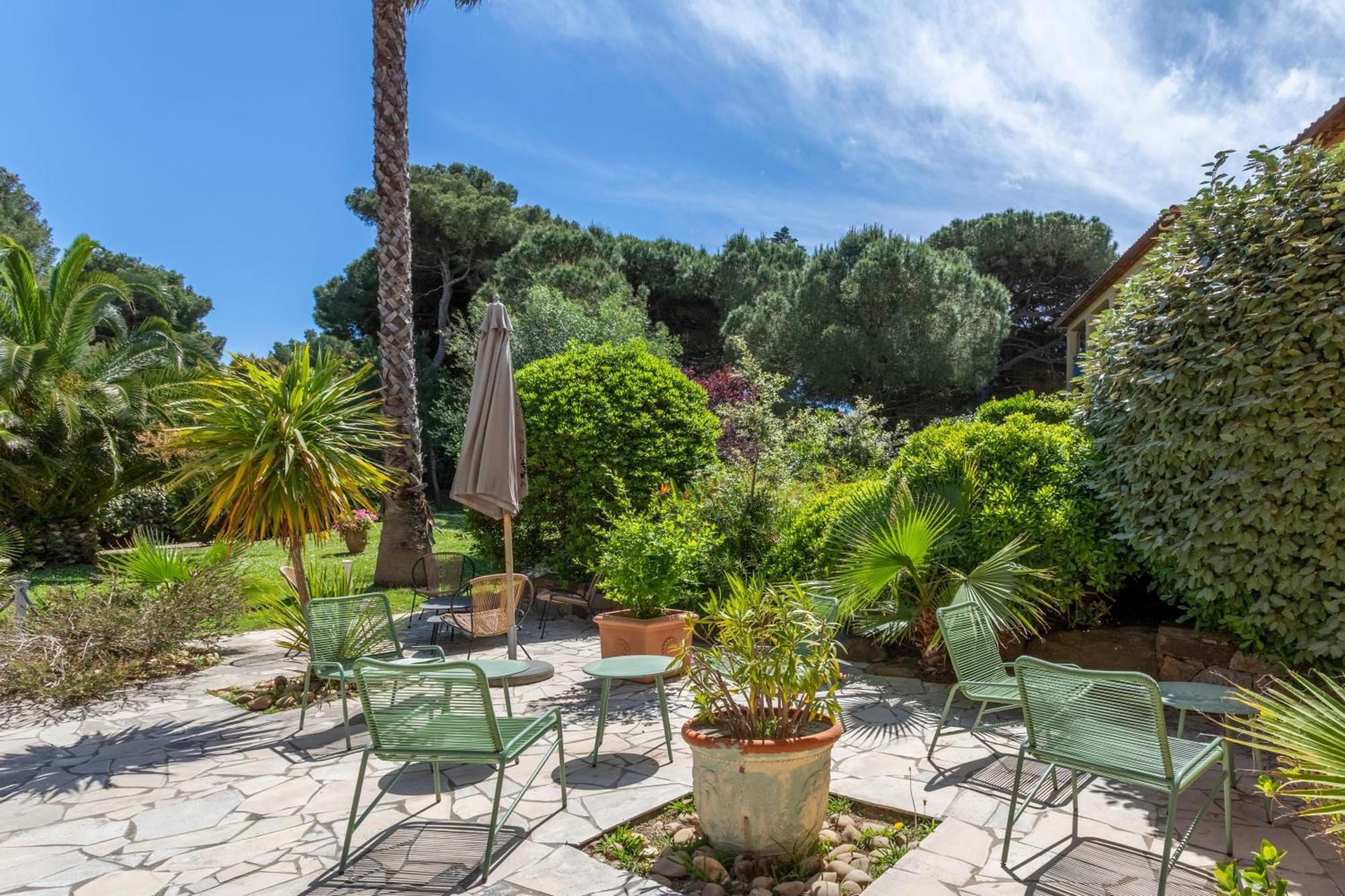 Residence Pierre & Vacances La Pinede Hyères Exterior foto