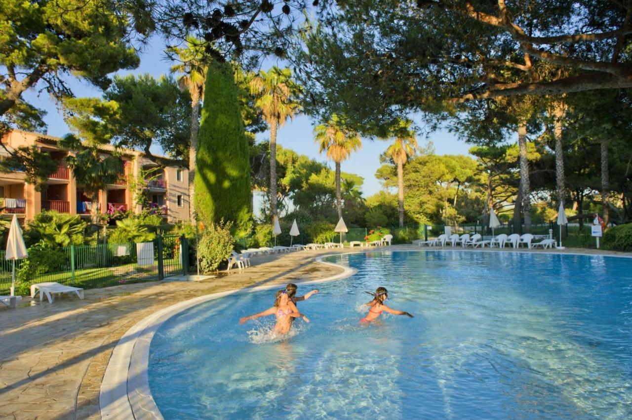 Residence Pierre & Vacances La Pinede Hyères Exterior foto