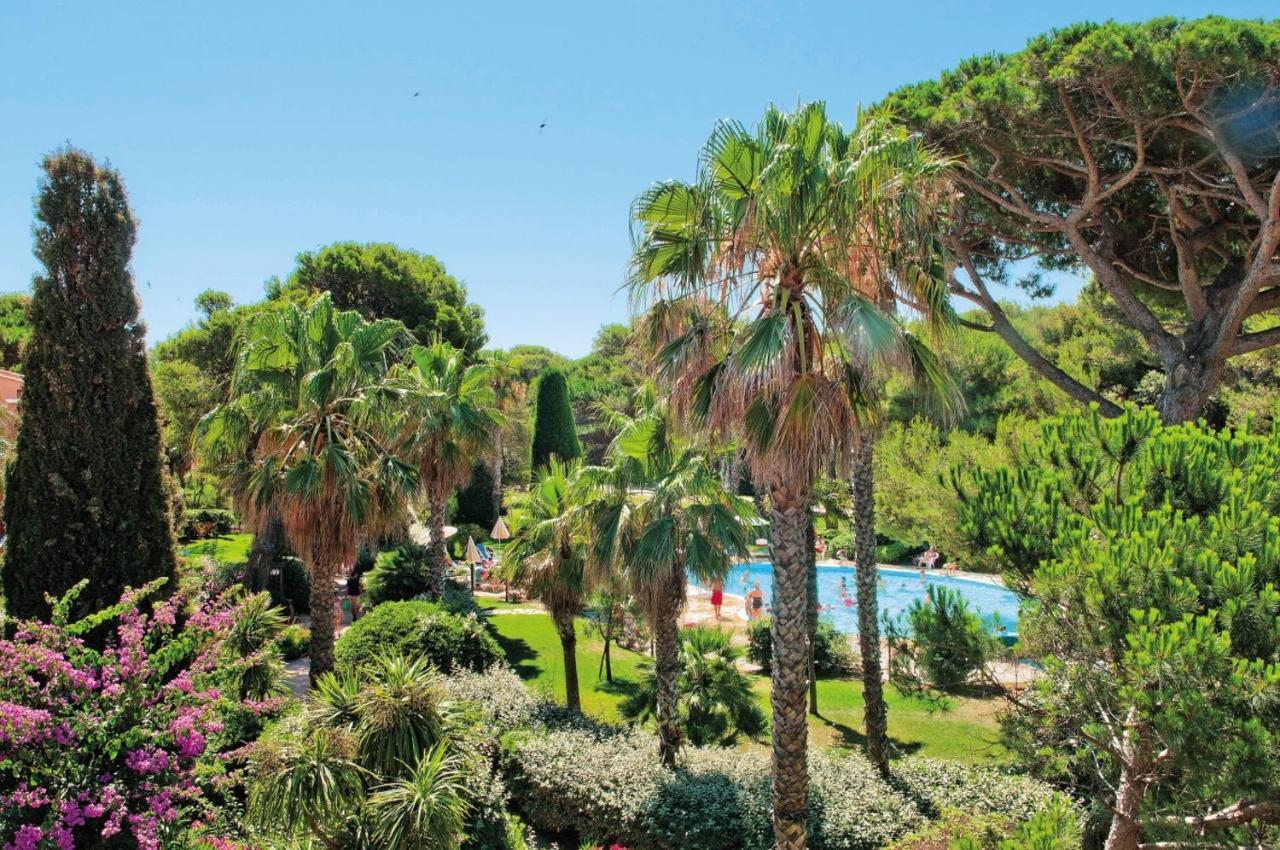 Residence Pierre & Vacances La Pinede Hyères Exterior foto