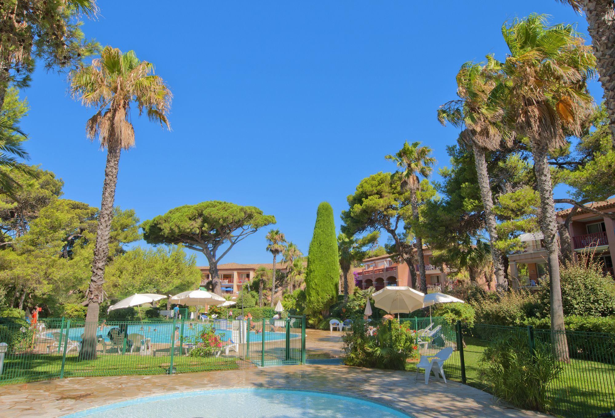 Residence Pierre & Vacances La Pinede Hyères Exterior foto