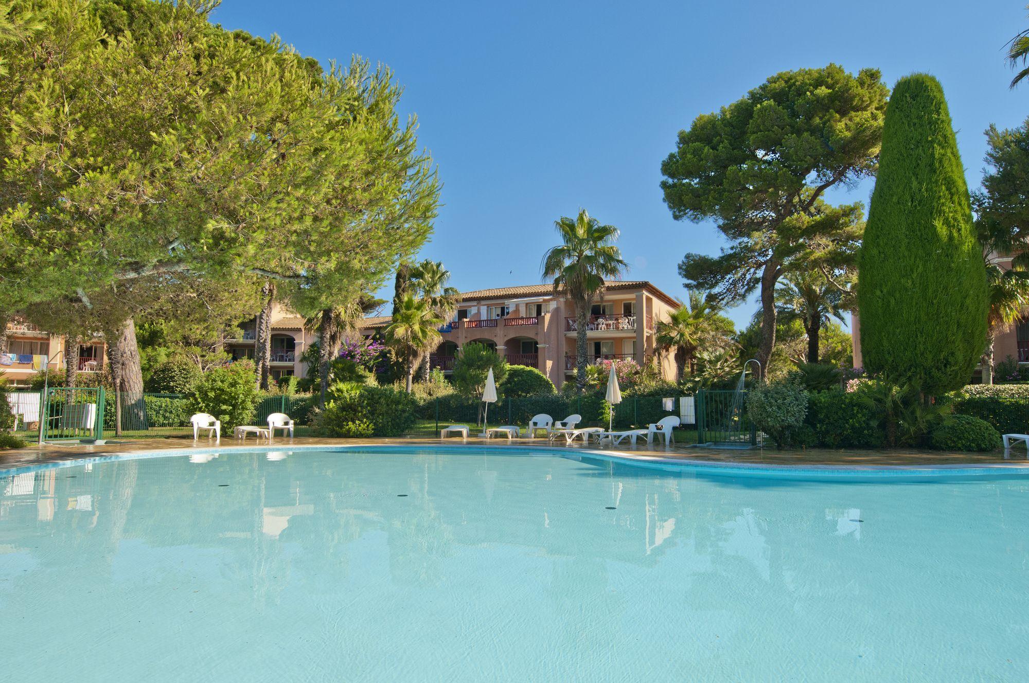 Residence Pierre & Vacances La Pinede Hyères Exterior foto